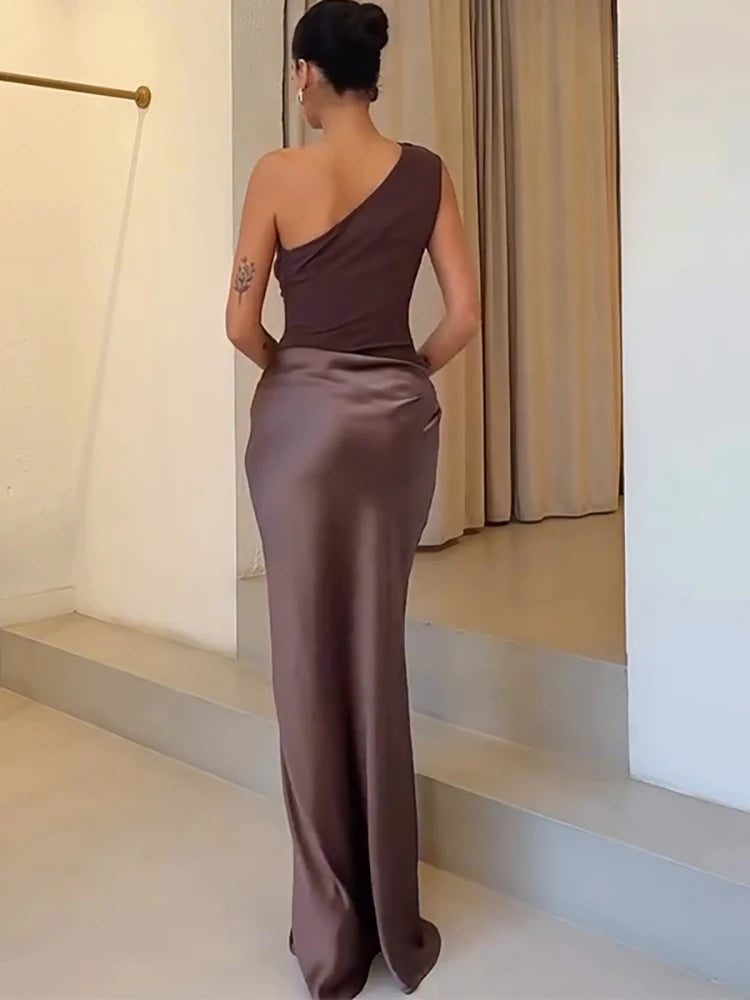 Robe Longue Satin Patchwork Une Épaule – Élégante Soirée & Club