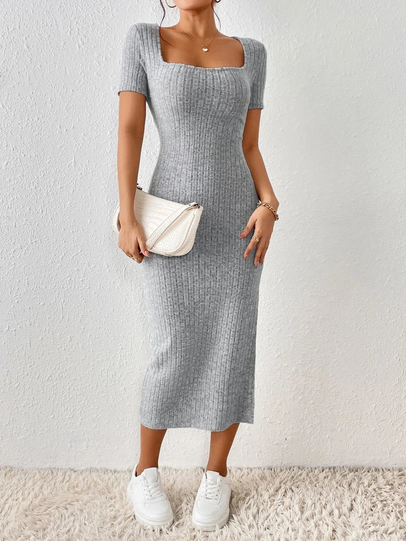 Robe Tricotée Col Carré Fente Latérale – Style Casual Printemps Été