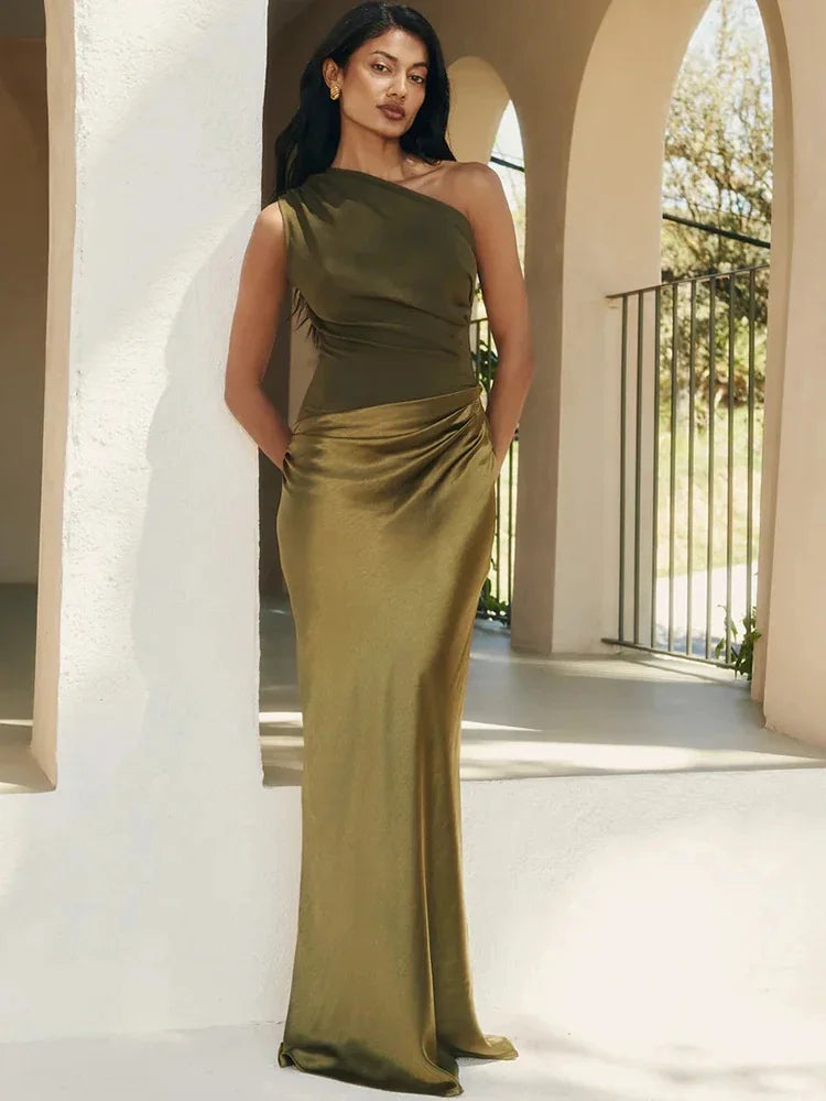 Robe Longue Satin Patchwork Une Épaule – Élégante Soirée & Club